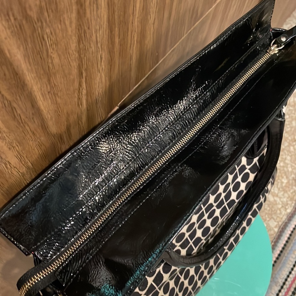 Kate Spade New York Zipper Tote Bag. Signature Pattern Vintage - Picture 9 of 15